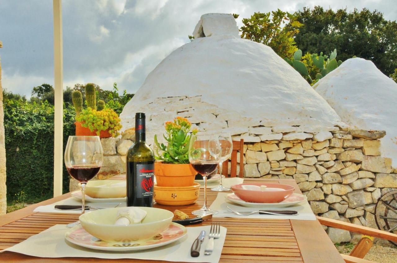 Trulli Vules Aparthotel ออสตูนี ภายนอก รูปภาพ