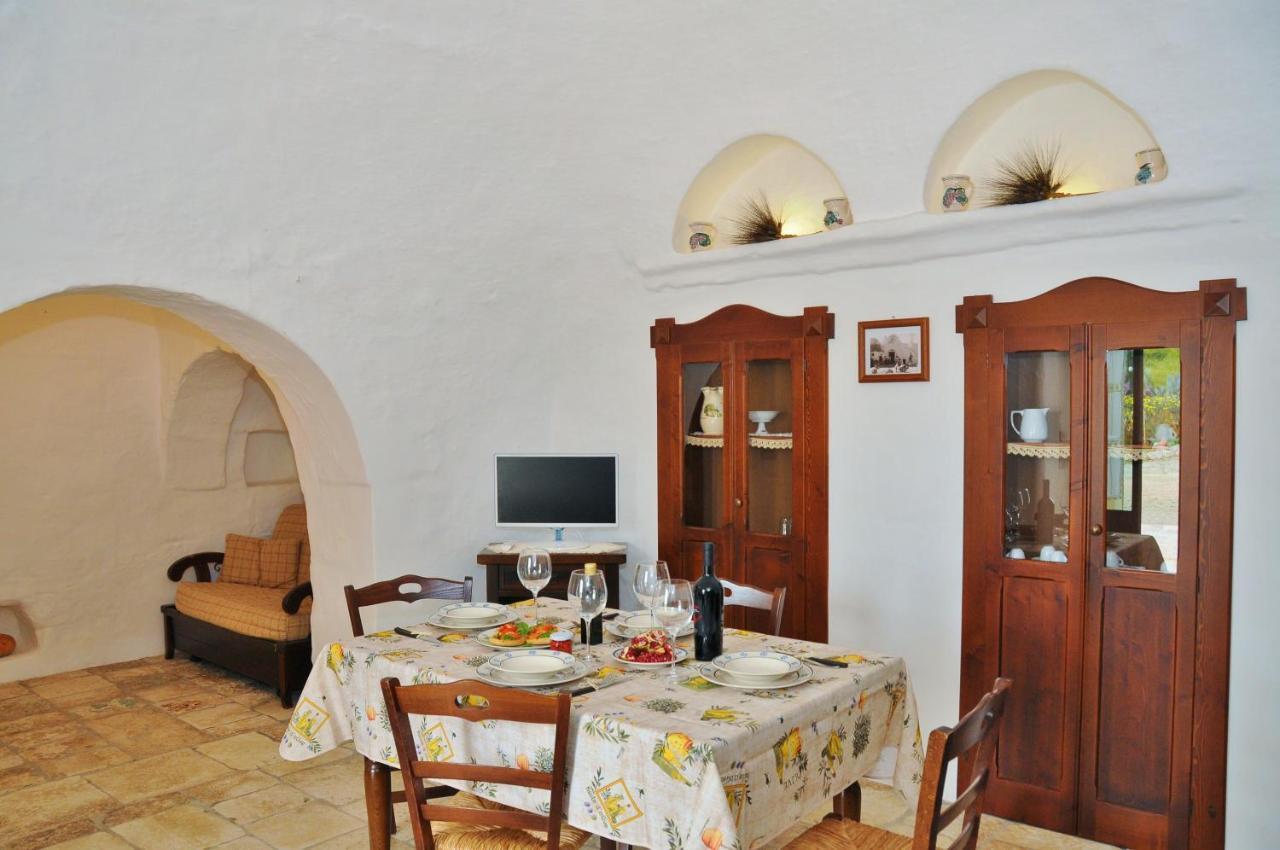 Trulli Vules Aparthotel ออสตูนี ภายนอก รูปภาพ
