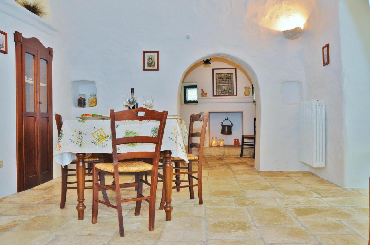 Trulli Vules Aparthotel ออสตูนี ภายนอก รูปภาพ