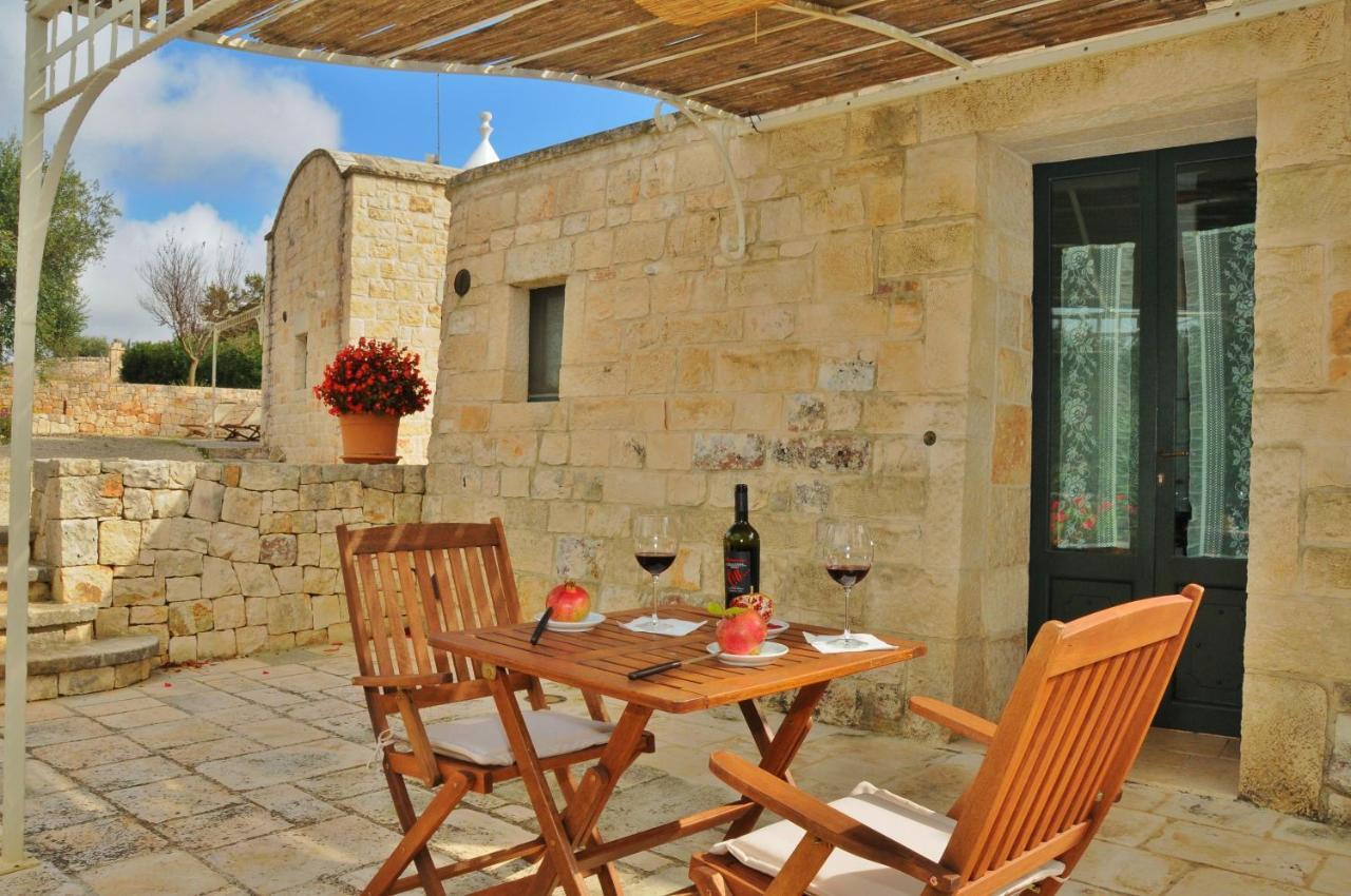 Trulli Vules Aparthotel ออสตูนี ภายนอก รูปภาพ