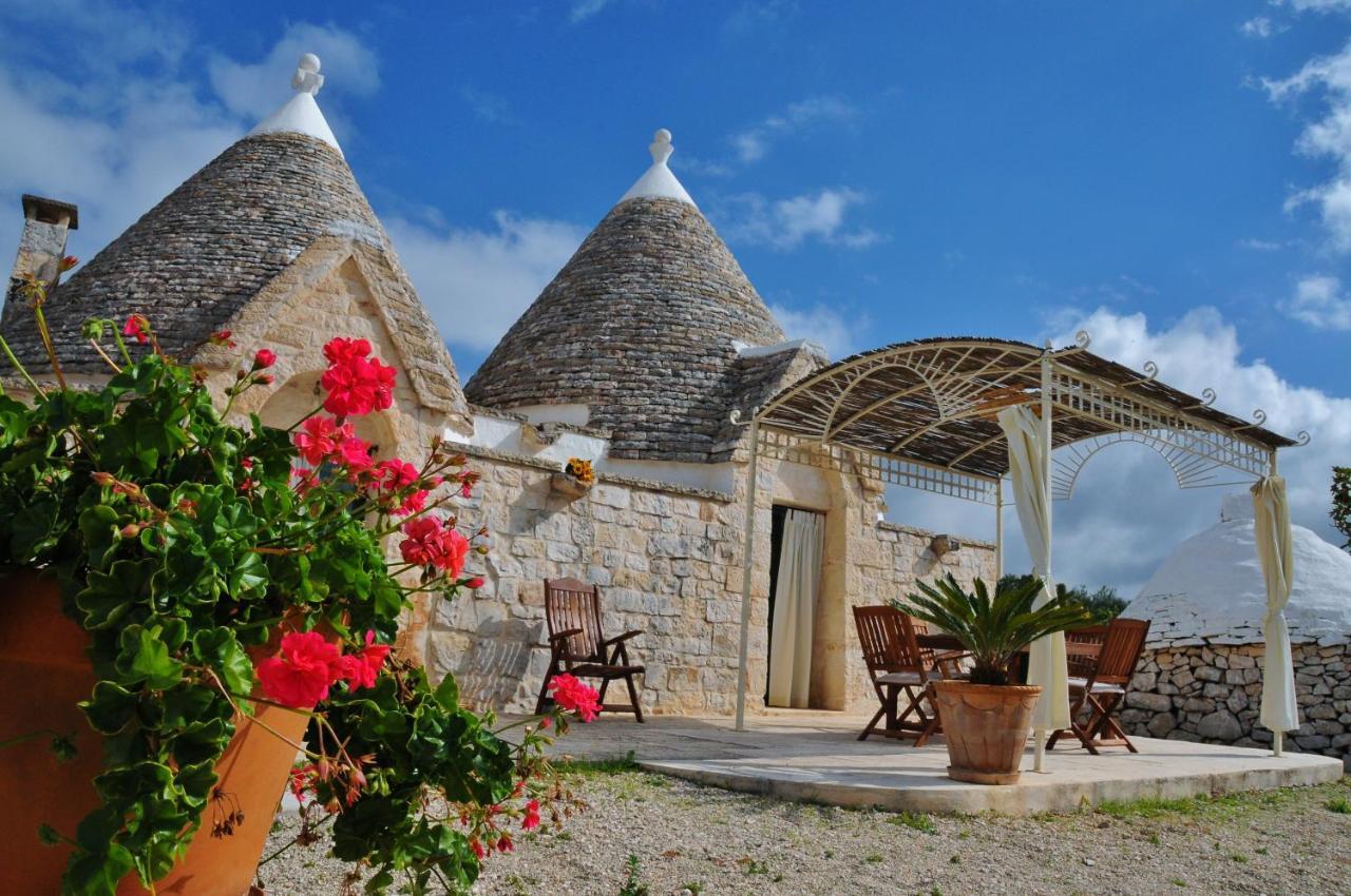 Trulli Vules Aparthotel ออสตูนี ภายนอก รูปภาพ