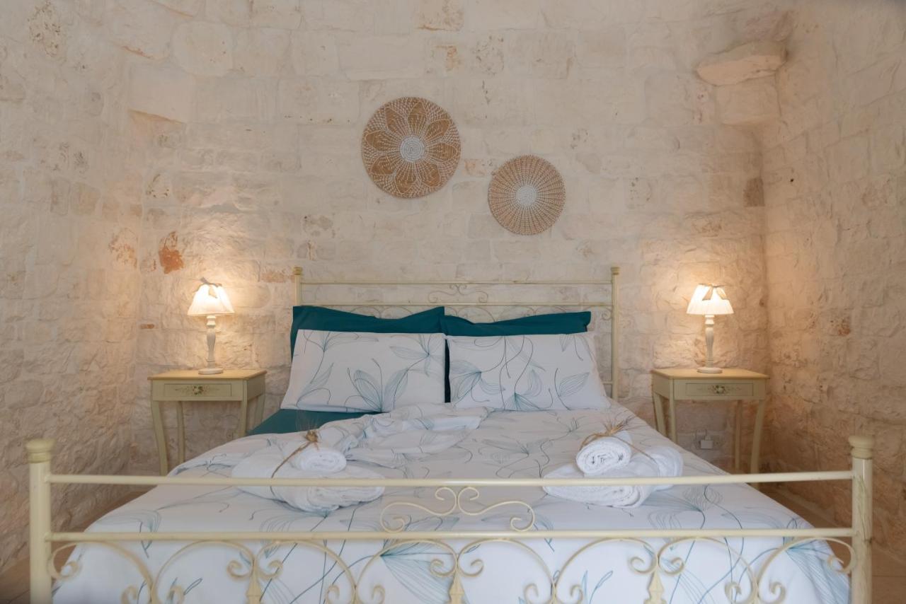Trulli Vules Aparthotel ออสตูนี ภายนอก รูปภาพ